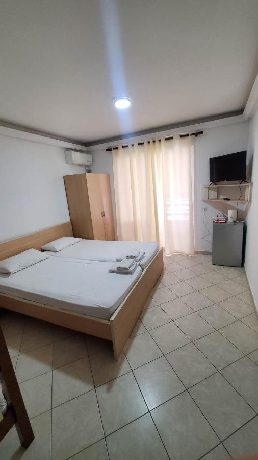 Sea View Apartments Saranda 外观 照片